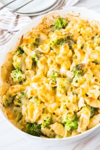 baked Mac and cheese with broccoli in white dish