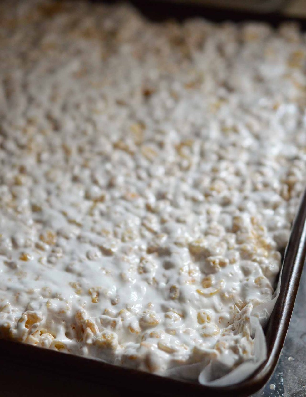 rice crispy treats in pan