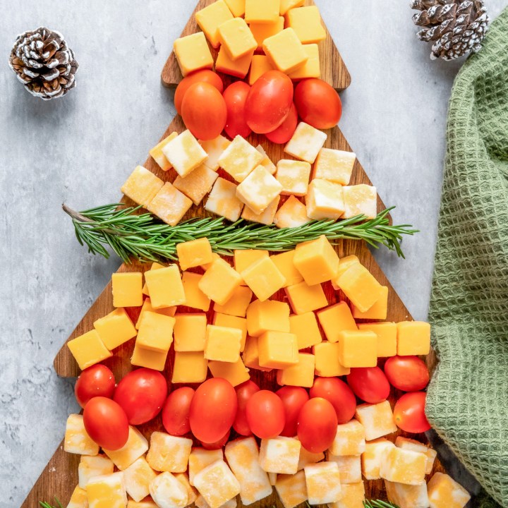 cheese cubes on tree shaped board