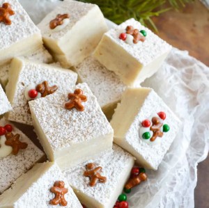 This White Chocolate Gingerbread Fudge is a fun holiday dessert. This quick and easy microwave fudge will be a new favorite holiday treat!