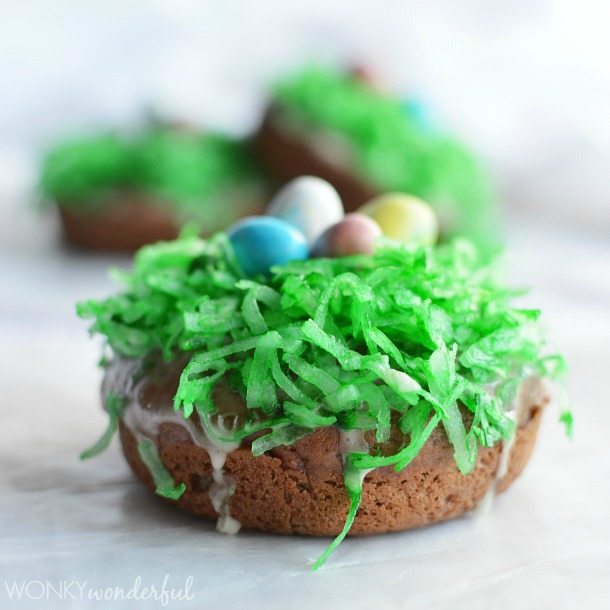 Easter Breakfast Idea - Baked Easter Donuts - Donut Recipe - wonkywonderful.com