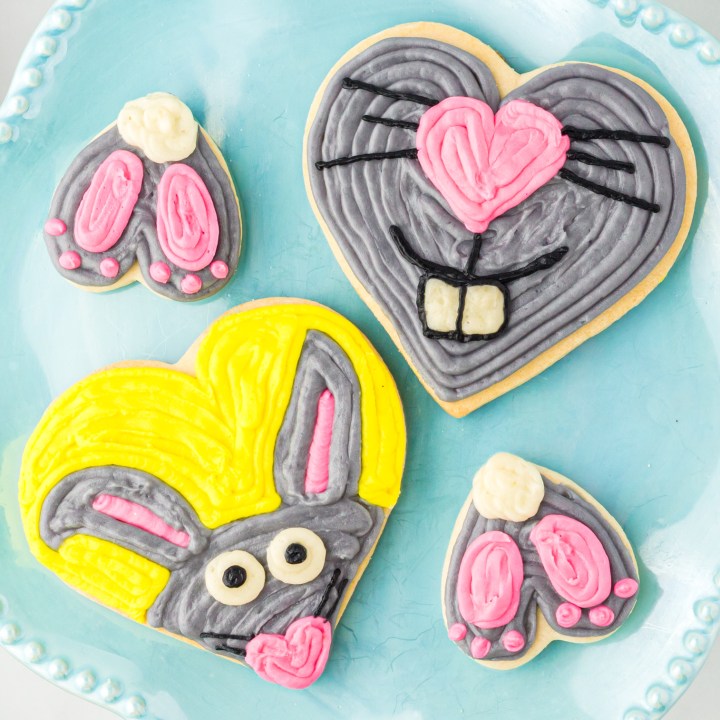 bunny decorated sugar cookies