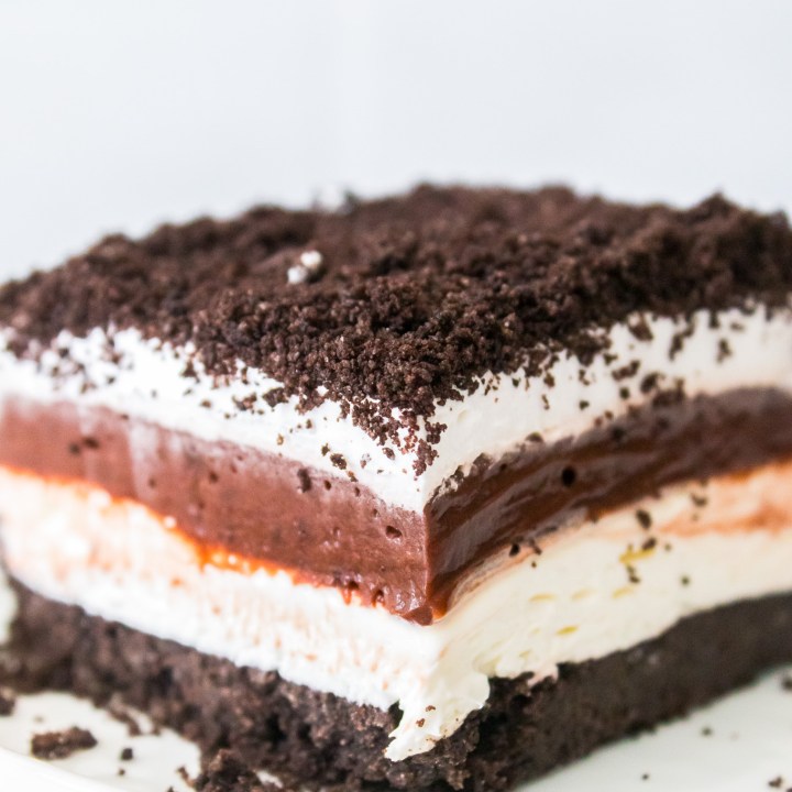 slice of layered Oreo lasagna