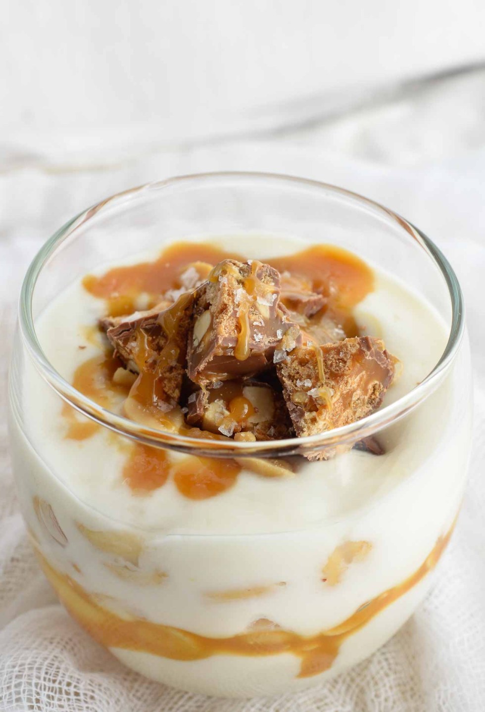 A sweet and salty dessert that will not bust your diet! This Salted Caramel & Peanut Yogurt Parfait is topped with chopped Snickers Crisper for the ultimate treat.