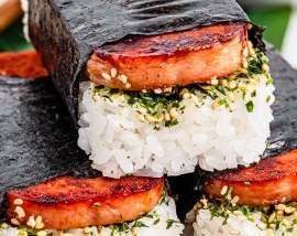 prepared musubi on wooden board